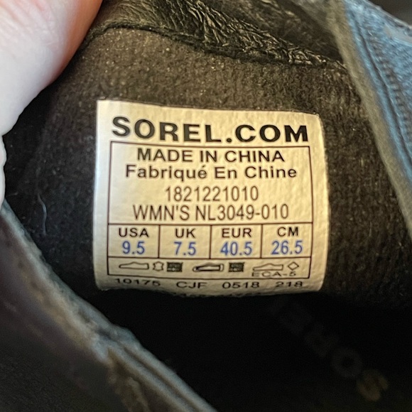 SOREL Margo Chelsea Boot - Women's size 9.5 - Heeled / Waterproof Black Boot - Picture 7 of 10